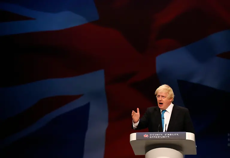 37-2015-10-06T120000Z-1297946832-LR1EBA60VVYYK-RTRMADP-3-BRITAIN-POLITICS