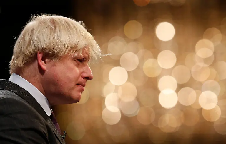 36-2012-11-19T120000Z-604983080-LM1E8BJ17U501-RTRMADP-3-BRITAIN