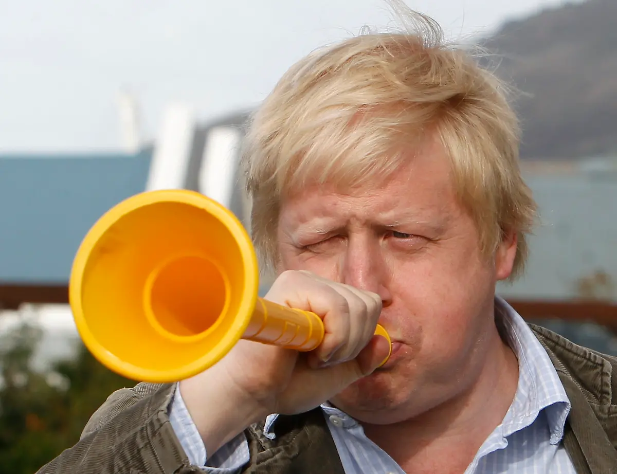 6-2010-06-16T120000Z-373285855-JM1E66G186701-RTRMADP-3-SOCCER-WORLD