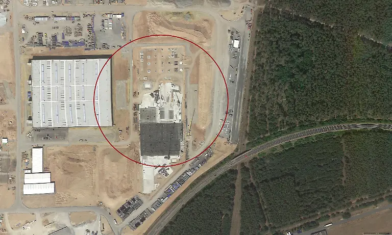 2022-08-24-Tesla-Brandenburg-nah-jpg-Aufnahmedatum-19-06