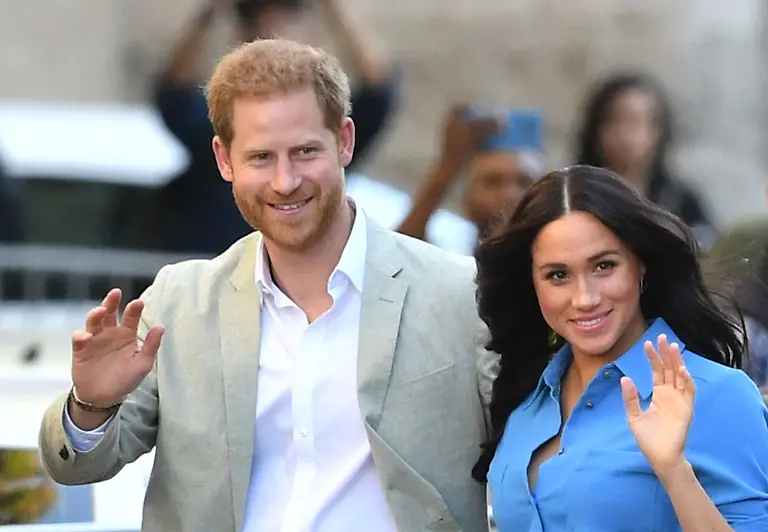 Prinz-Harry-und-seine-Frau-Meghan-2019-in-Kapstadt