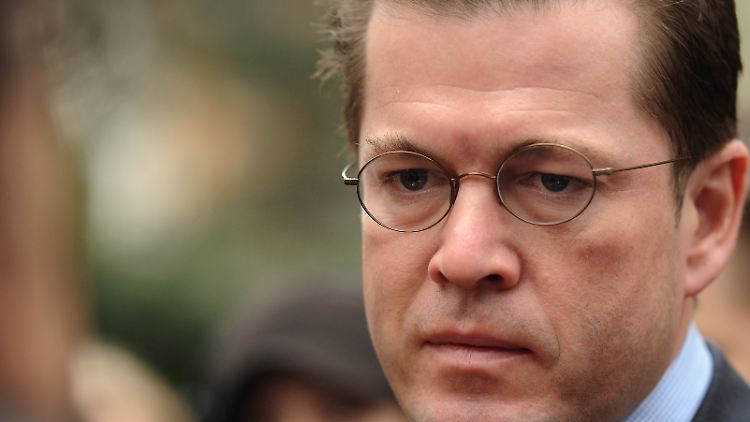 Mit seinem Verhalten bringt Verteidigungsminister Guttenberg viele Wissenschaftler in Rage.