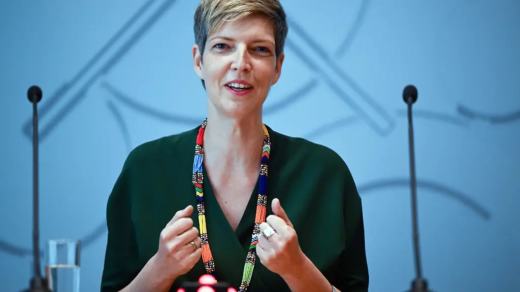 Wibke-Brems-neue-Vorsitzende-der-Landtagsfraktion-von-Buendnis-90-Die-Gruenen