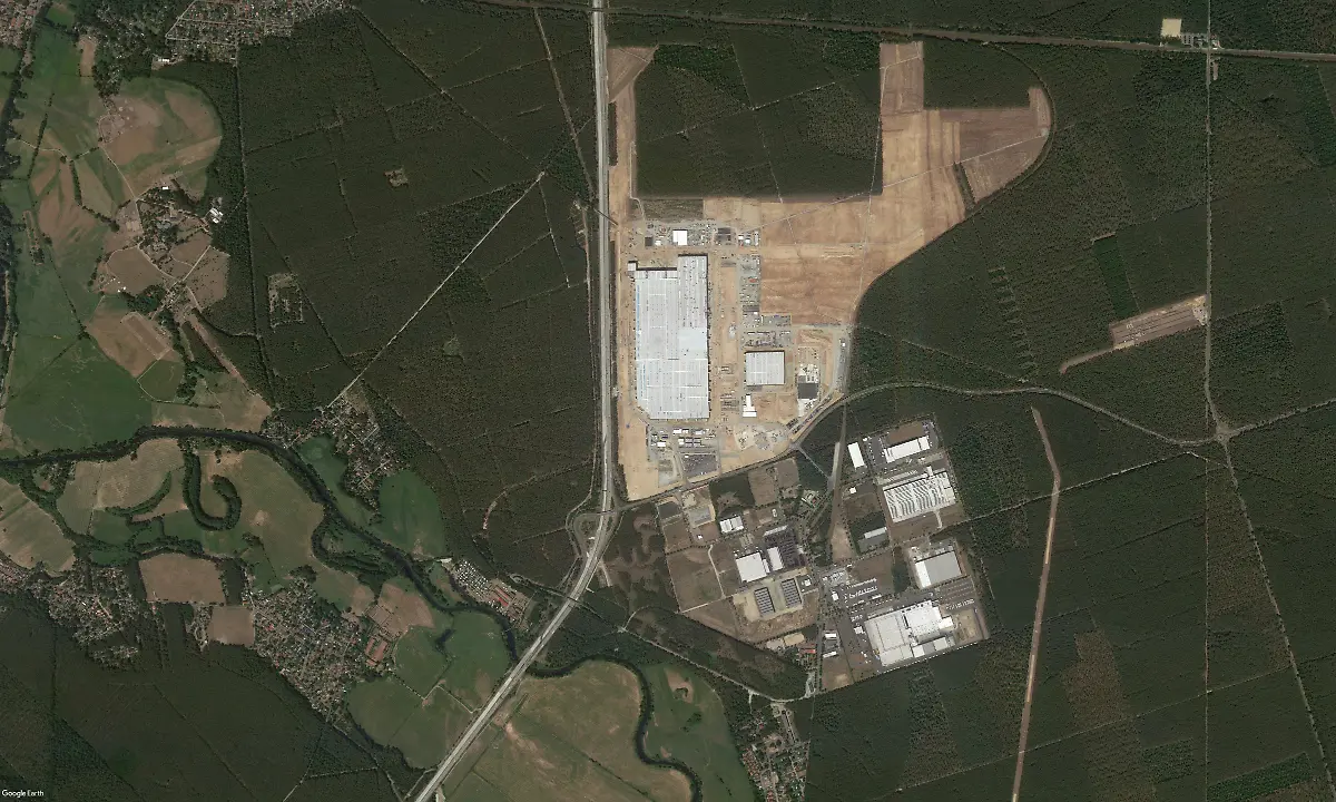 2022-08-19-Tesla-Brandenburg-5km