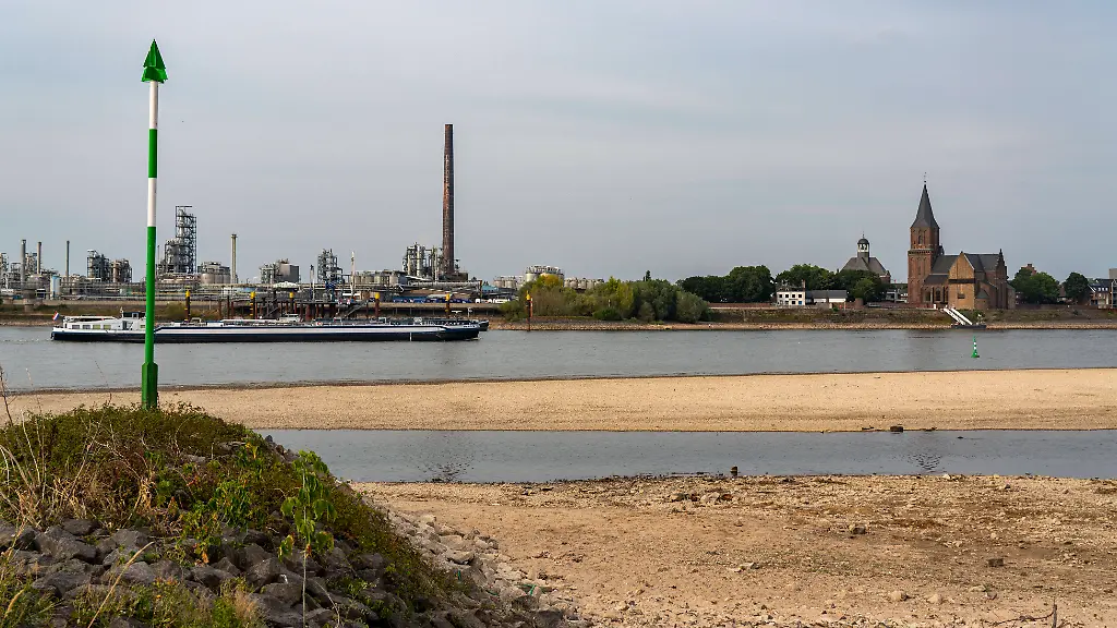 02df7e9898568d73f70511024405f08a