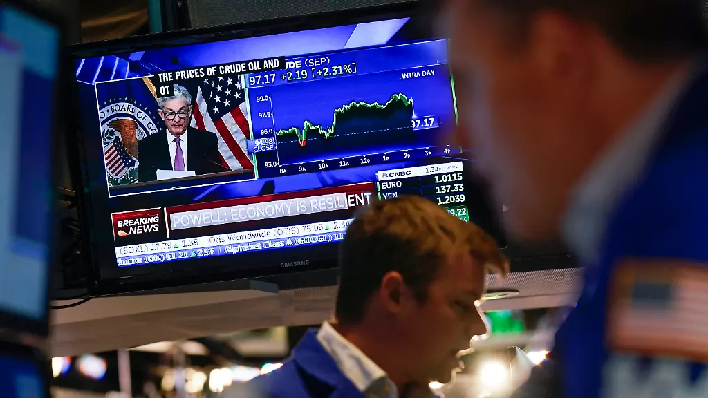 40eafbe7d93daf9e3b73f1a6e7bee82e