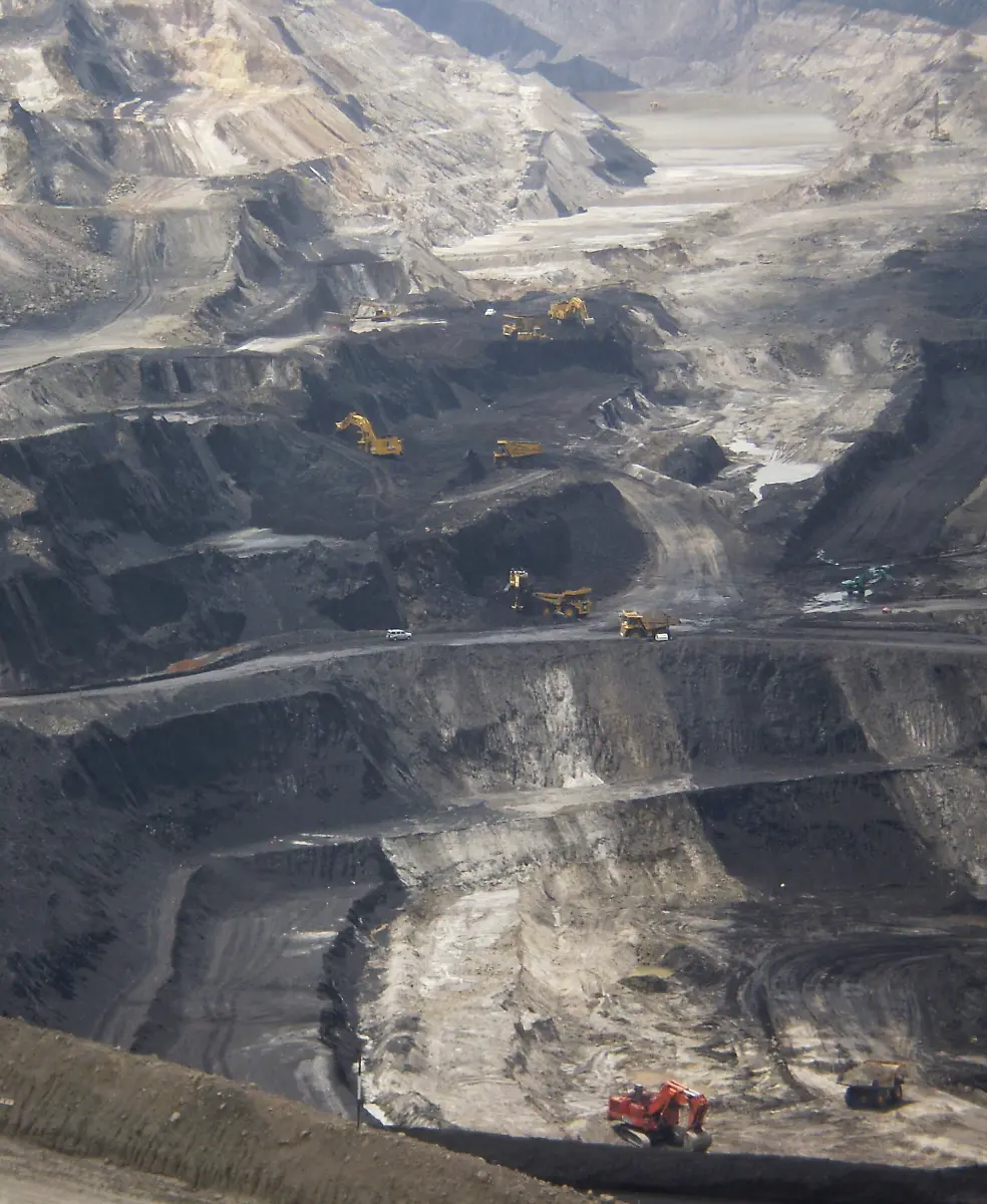 2008-07-09T120000Z-1591546954-GM1E47A09P601-RTRMADP-3-COAL-INDONESIA