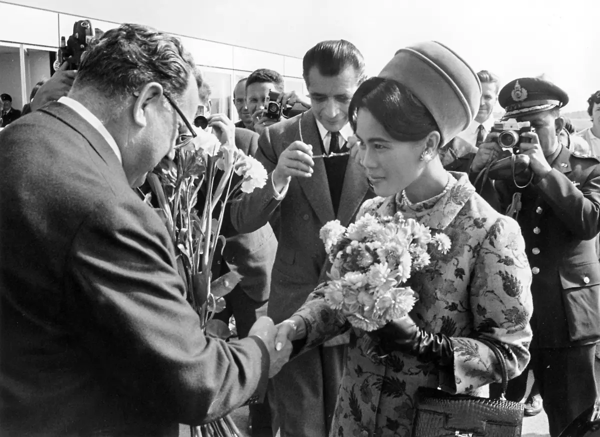 c8d2df4088908ea630493dbf2d0f15fd