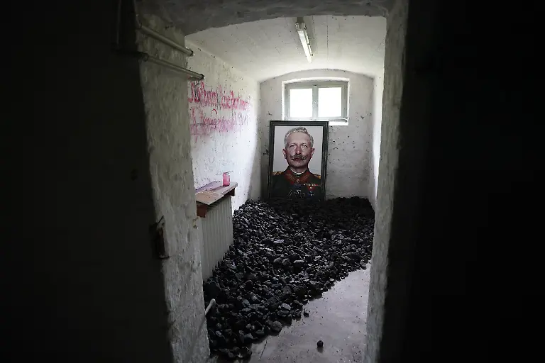 9f9c3afb3b3f2729c16a7942650094cf