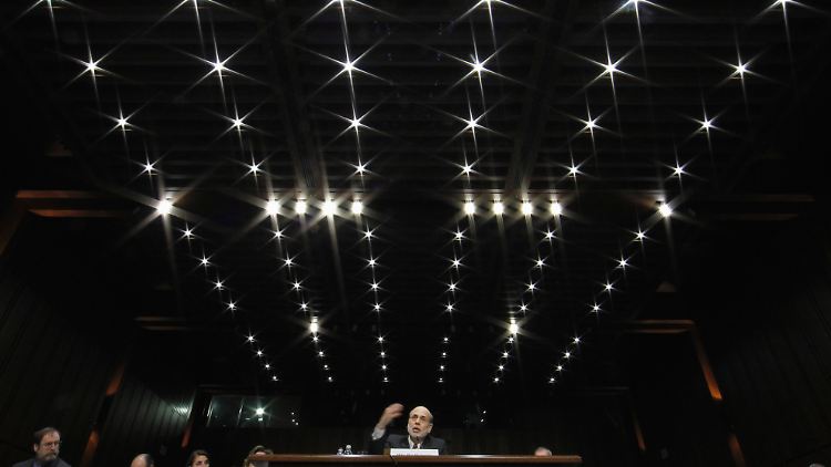 Allein unter Senatoren: Ben Bernanke.