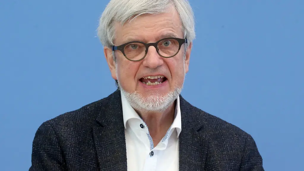 Soziologe-Ortwin-Renn-spricht