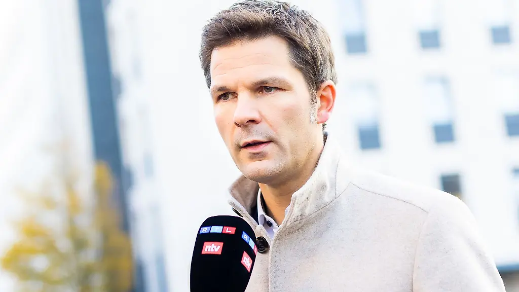 Steffen-Krach-SPD-spricht