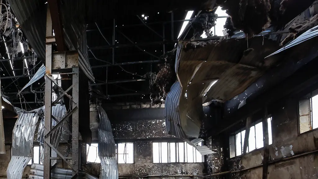 6e93bfb97f4e074292431a77dc32dd83