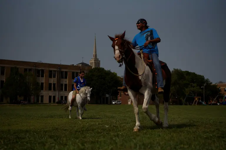 2022-07-26T110132Z-1757117960-RC21NP90TE57-RTRMADP-3-USA-NATIVE-AMERICANS-SCHOOLS