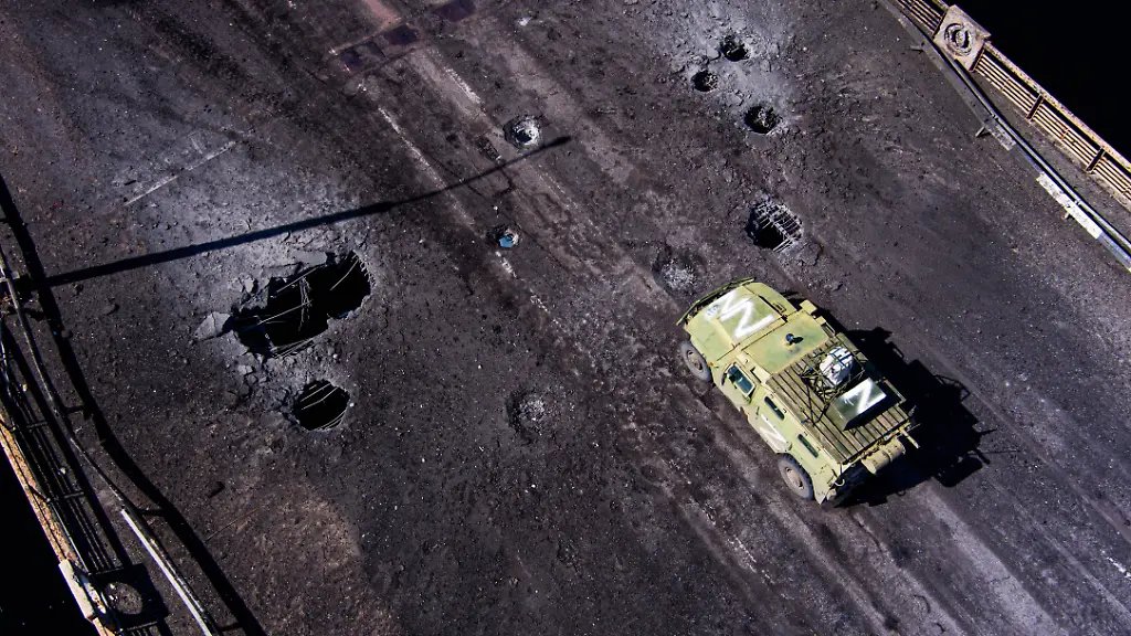 eb49fa0de2da746716b382c3058f8612