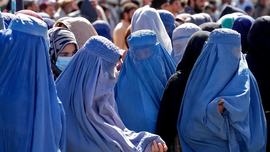 e06471633681be199ed3b418a0d60c21