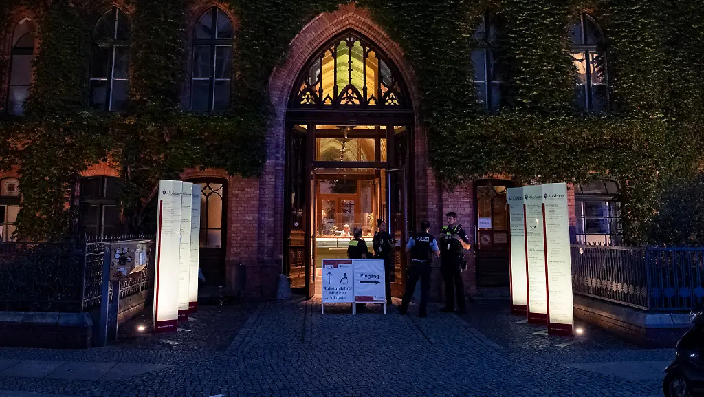 150364f0afd237ec8b3f2c6d73ff0be0