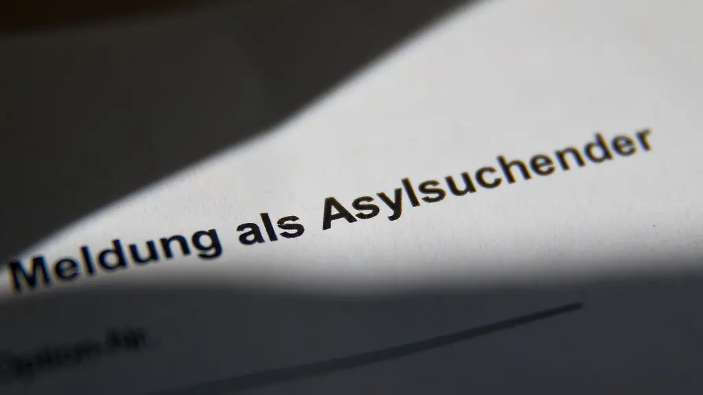 Meldung-als-Asylsuchender-ist-in-der-Zentralen-Aufnahmeeinrichtung-fuer-Asylbewerber-ZAE-auf-einer-Meldebescheinigung-fuer-Asylsuchende-zu-lesen