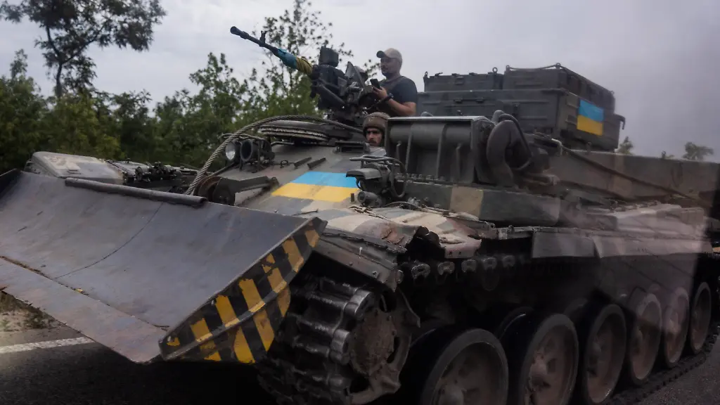 32d4c9820e824140b980c1b1b8111276