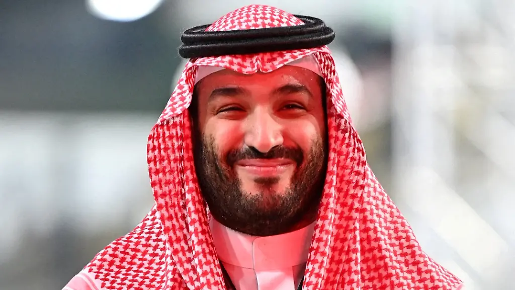 2022-07-11T050032Z-1646764971-RC2G9V9JYRKX-RTRMADP-3-USA-SAUDI-ARMS