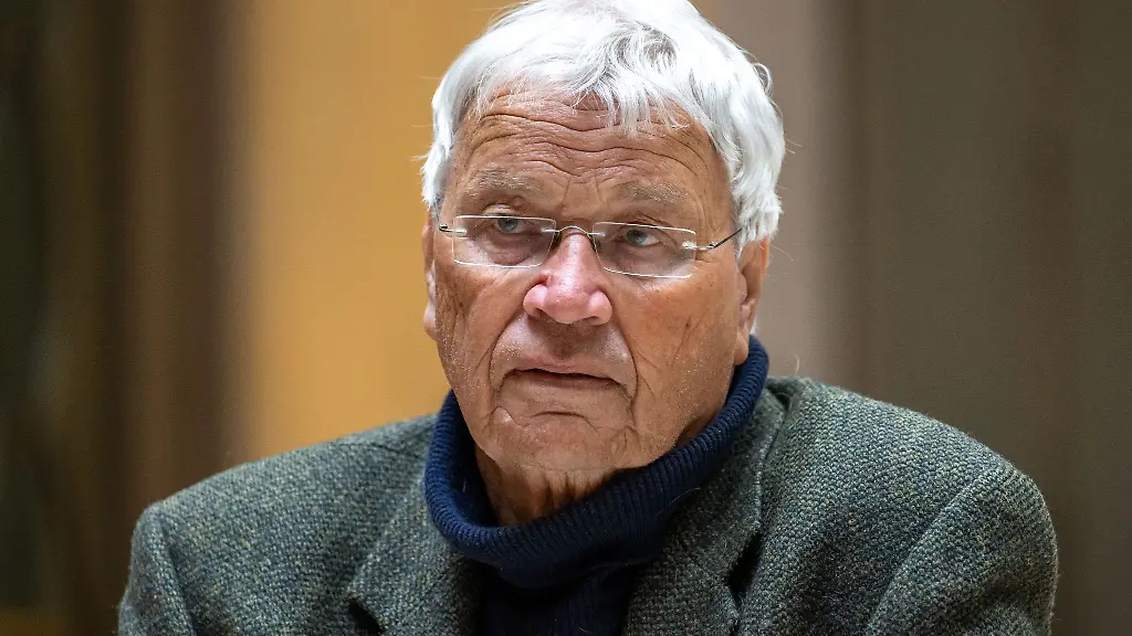 Gerhard-Polt-deutscher-Kabarettist-Autor-Fernseh-und-Filmschauspieler