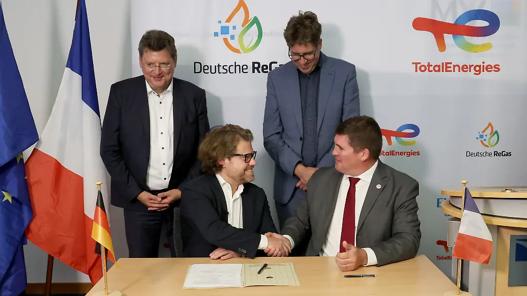 c248a514141e4680f27ebe66e06aa3dc