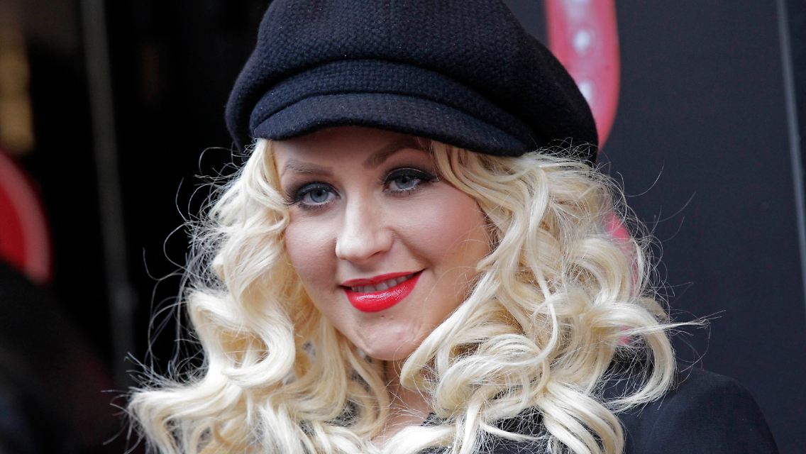 2011-03-02T094811Z_01_SIN100_RTRMDNP_3_PEOPLE-CHRISTINAAGUILERA.JPG288495935546033810.jpg