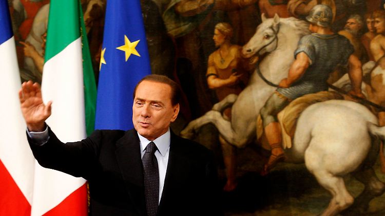 Berlusconi darf nach Ansicht seiner Partei nicht vor ein "normales" Gericht gestellt werden.