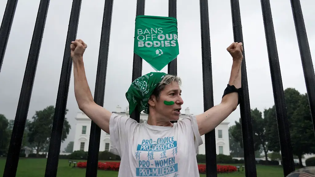 ef7978e9a34eac7dd2eaf121aeb752a1