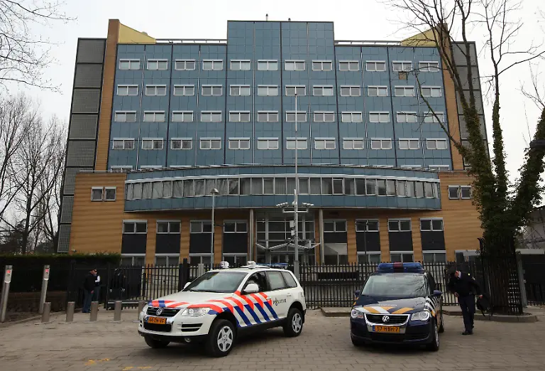 2009-03-01T120000Z-1629584669-GM1E5311DP301-RTRMADP-3-LEBANON-TRIBUNAL-UN