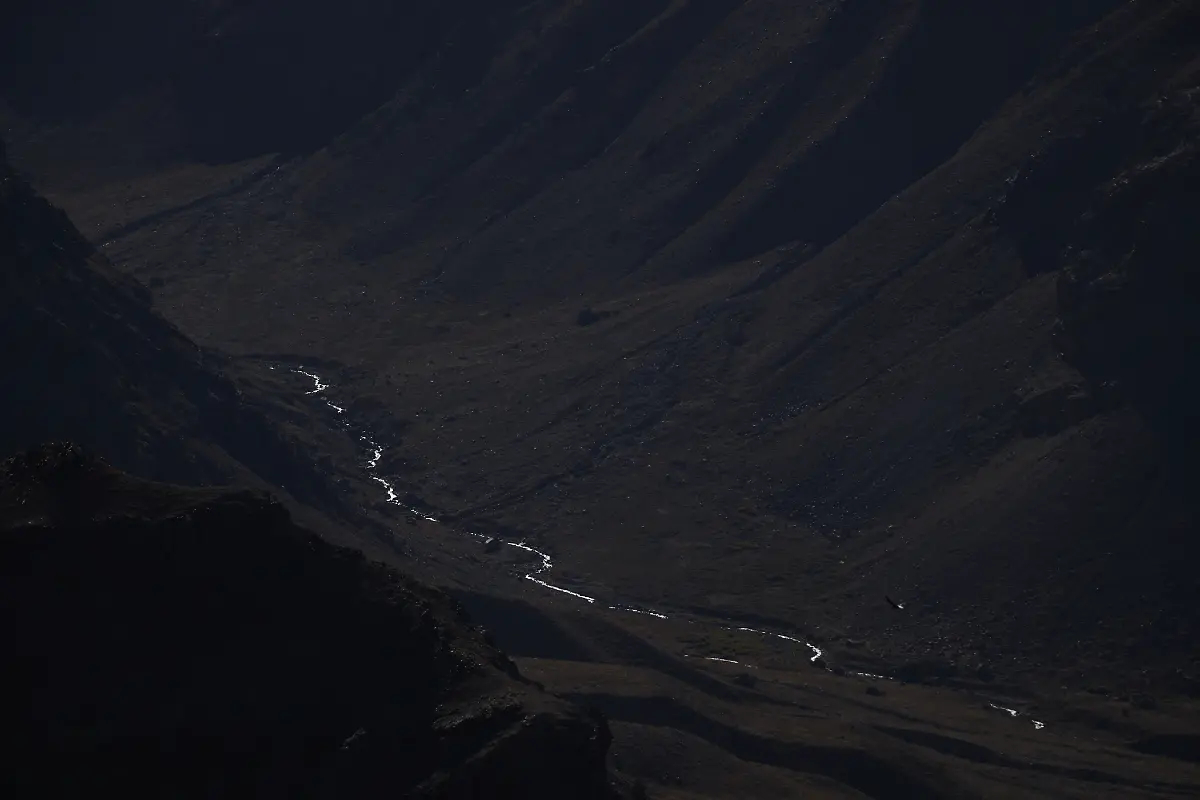 2022-04-18T000000Z-731784137-RC2PPT9USJX1-RTRMADP-3-CLIMATE-CHANGE-CHILE-DROUGHT