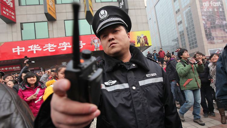 Die Polizei greift seit Tagen hart durch in China.