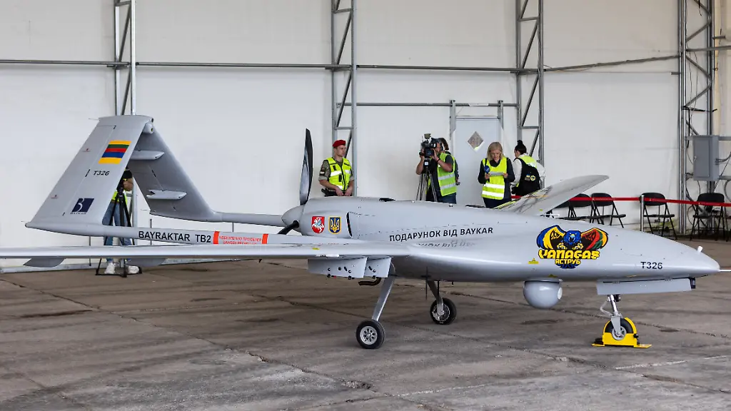 ebf8759f9de121cd7afd372b4d1557f4