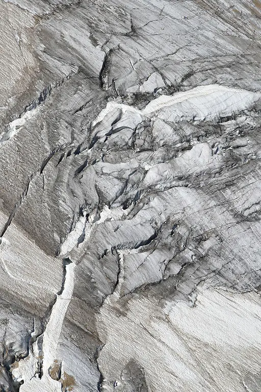 aa241a236f3fd22cb807de51b19c4447