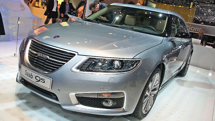 Sportlicher Schweden-Kombi: Als drittes Modell nach dem Verkauf an Spyker bringt Saab die Kombi-Version des 9-5 auf den Markt.