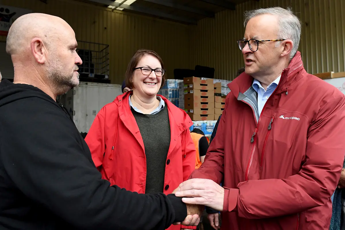 bdf3a8457801818b6f9a3a73f8595582