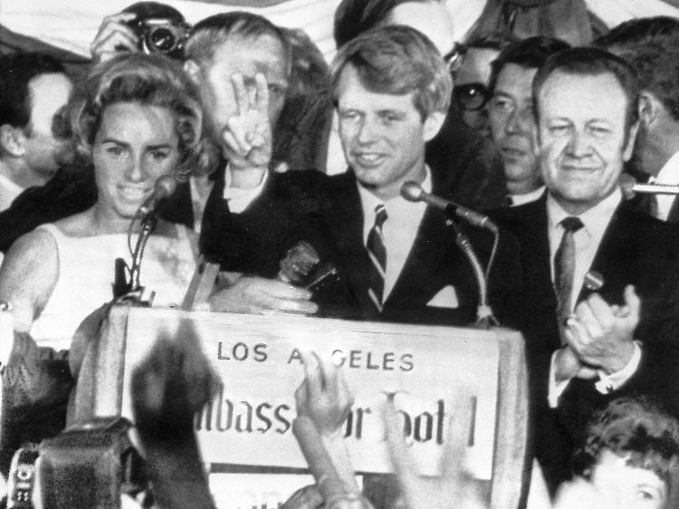 Kennedy hatte zuvor die Vorwahlen in Kalifornien gewonnen.