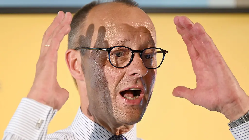 Der-CDU-Bundesvorsitzende-Friedrich-Merz-haelt-eine-Rede