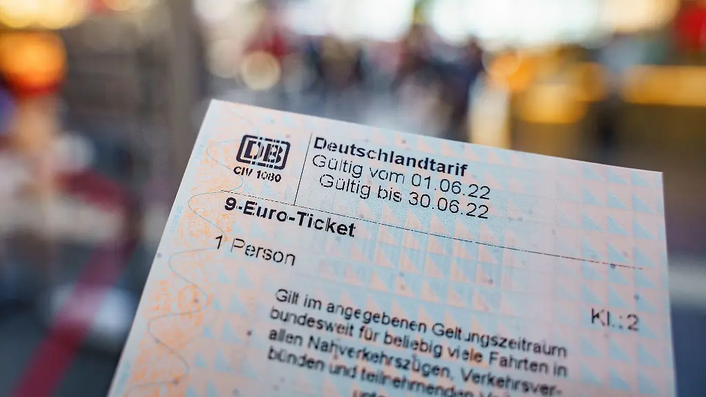 Ein-fuer-Juni-gueltiges-9-Euro-Ticket