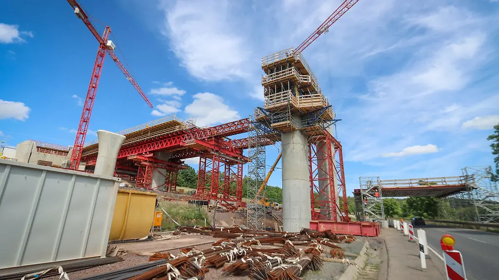 Die-Bauarbeiten-an-der-umstrittenen-A49