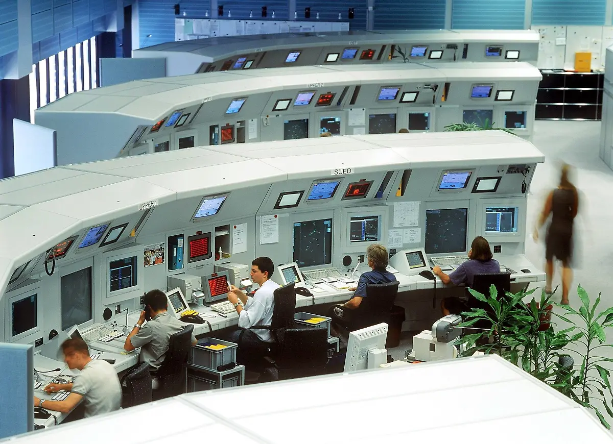Kontrollzentrum-der-Schweizer-Flugsicherung-Skyguide-2