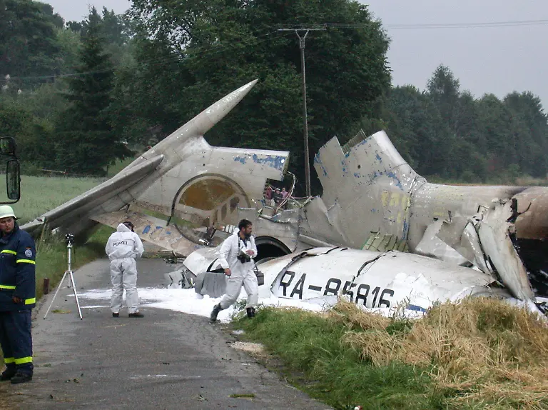 5f5da7124aacedbb19bef0a4951d6e44