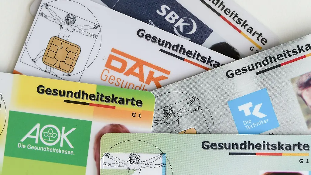 Die-Zusatzbeitraege-fuer-Krankenkassen-sollen-2023-steigen