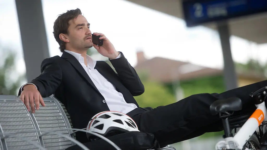 Wer-viel-mobil-arbeitet-braucht-in-der-Regel-auch-ein-Diensthandy