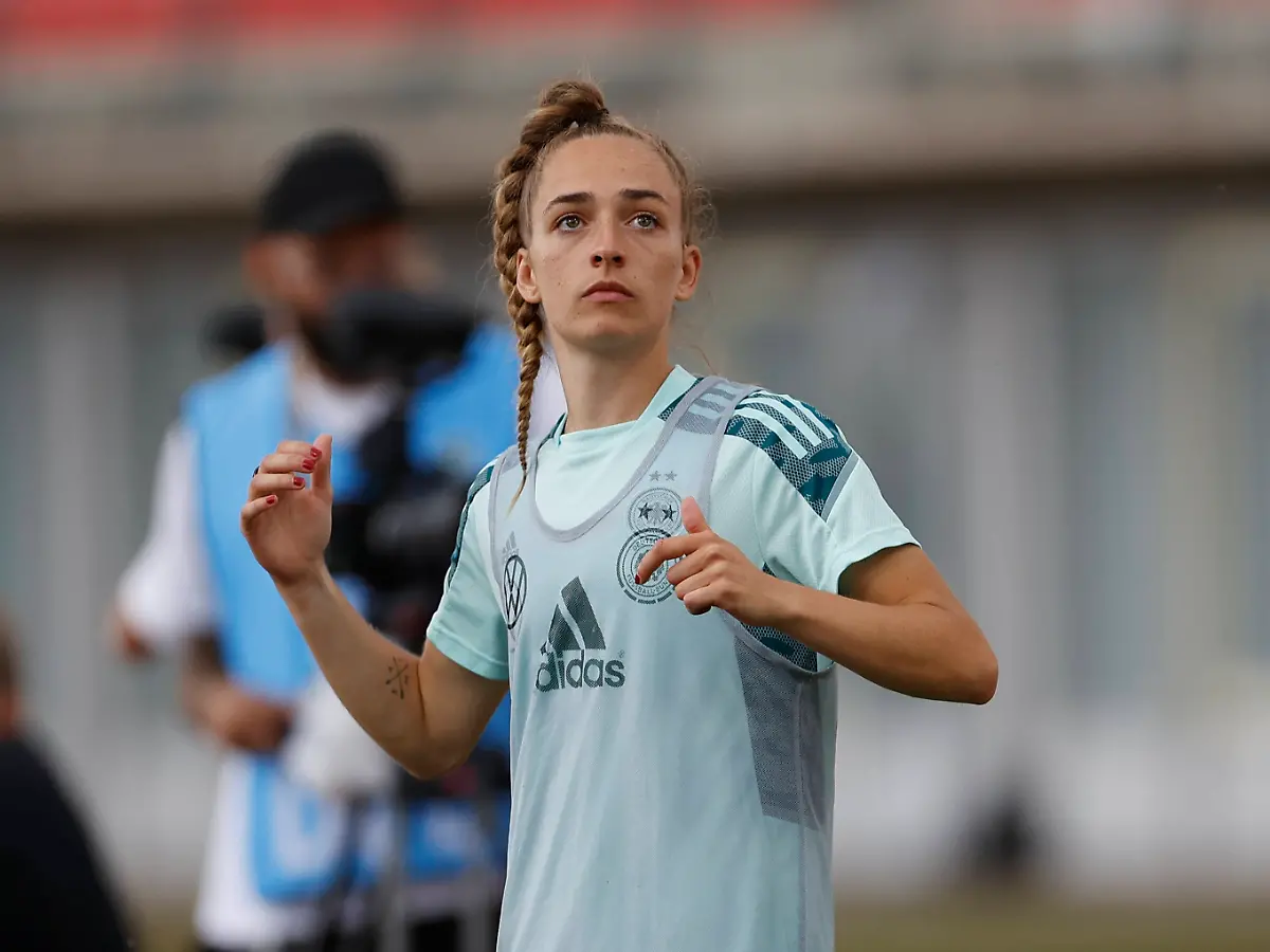 0f1c8173f2cd45909eca1fe930ddc114