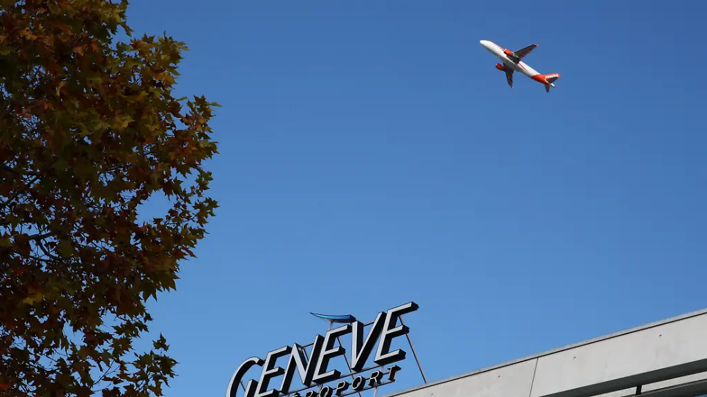 2019-11-16T115236Z-696413561-RC2BCD9S7K9U-RTRMADP-3-CLIMATE-CHANGE-XR-GENEVA