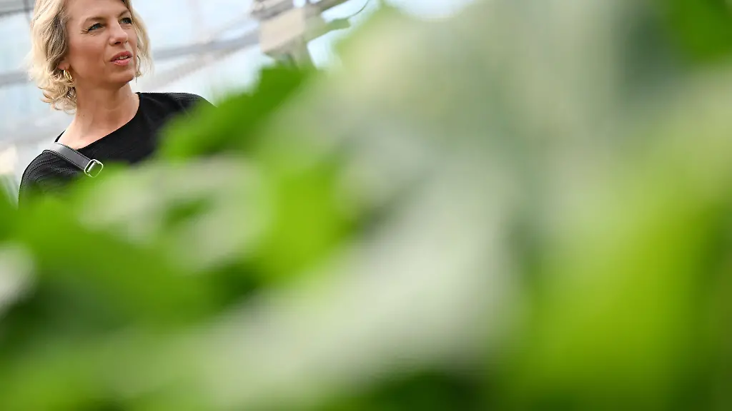 Susanna-Karawanskij-Ministerin-fuer-Infrastruktur-und-Landwirtschaft-von-Thueringen