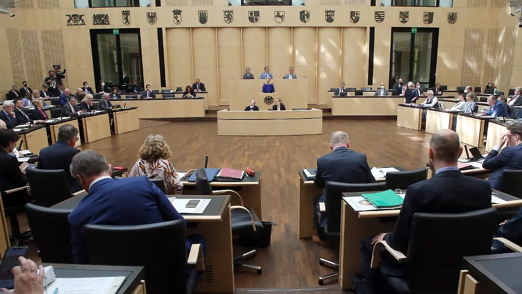 e8c20f460294f413f4a8aef5f8452e12