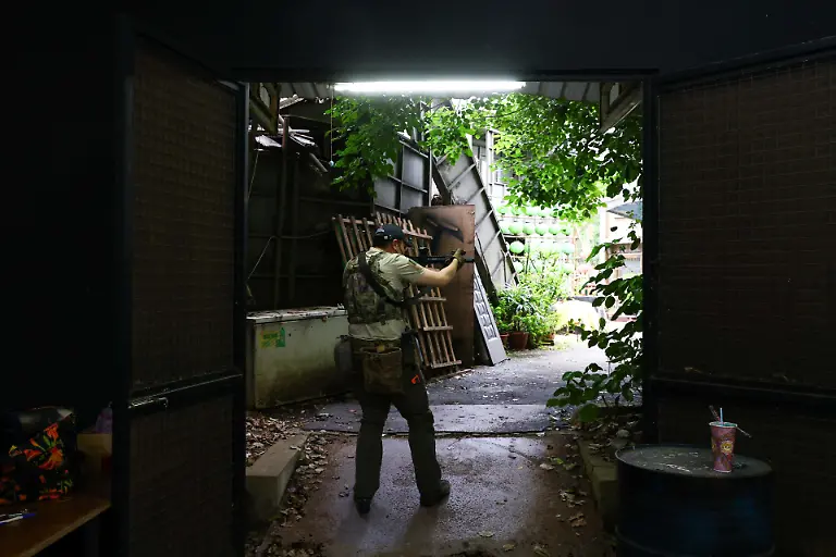 2022-06-01T122916Z-1058630845-RC2JBU99LPHZ-RTRMADP-3-UKRAINE-CRISIS-TAIWAN