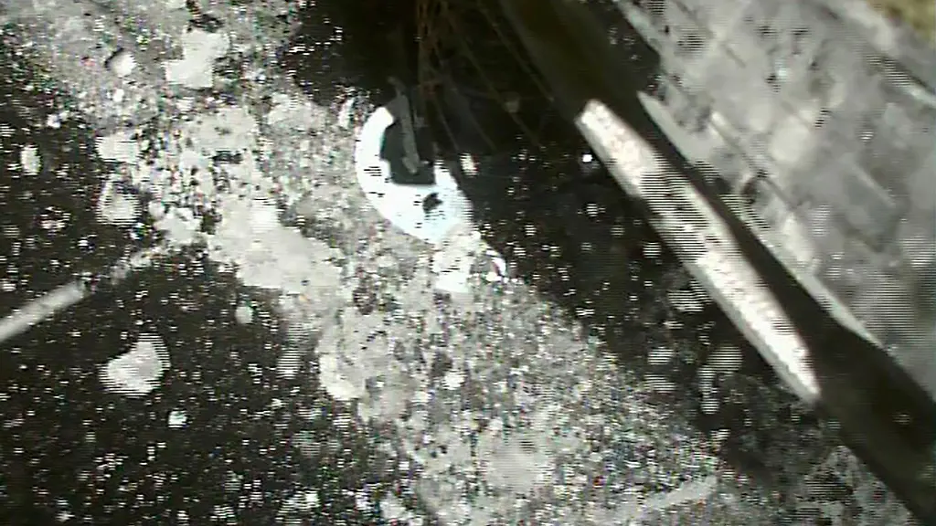 Die-japanische-Raumsonde-Hayabusa2-landet-erfolgreich-auf-dem-250-Millionen-Kilometer-entfernten-Asteroiden-Ryugu